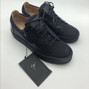 Men’s Giuseppe Low Top Zip up sneakers